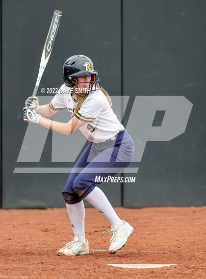 Thumbnail 3 in Muscatine vs Regina (Varsity Classic) photogallery.