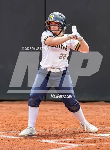 Thumbnail 3 in Muscatine vs Regina (Varsity Classic) photogallery.