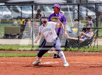Thumbnail 1 in Muscatine vs Regina (Varsity Classic) photogallery.