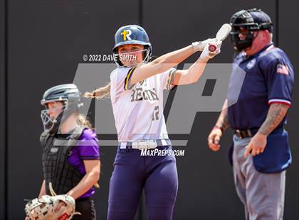 Thumbnail 2 in Muscatine vs Regina (Varsity Classic) photogallery.