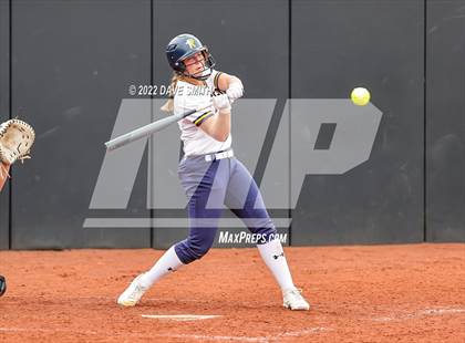 Thumbnail 1 in Muscatine vs Regina (Varsity Classic) photogallery.