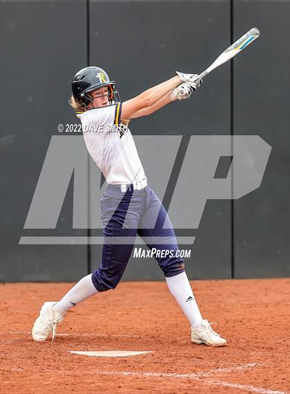 Thumbnail 3 in Muscatine vs Regina (Varsity Classic) photogallery.