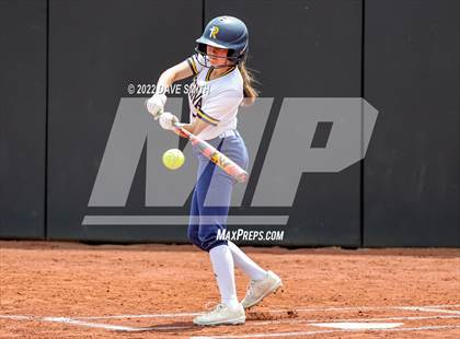 Thumbnail 1 in Muscatine vs Regina (Varsity Classic) photogallery.