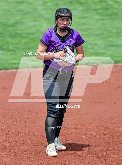 Thumbnail 1 in Muscatine vs Regina (Varsity Classic) photogallery.