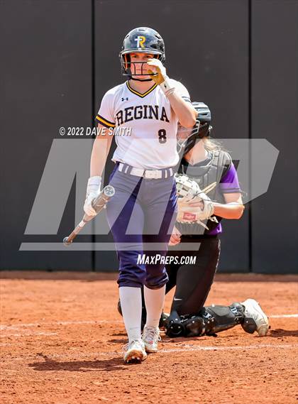Thumbnail 3 in Muscatine vs Regina (Varsity Classic) photogallery.
