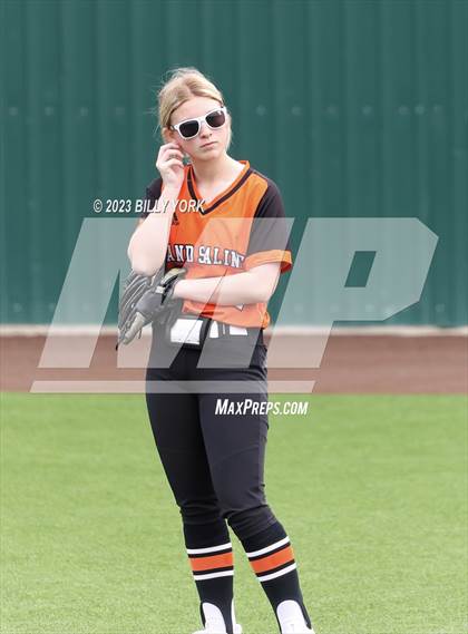Thumbnail 2 in Grand Saline vs Mineola photogallery.
