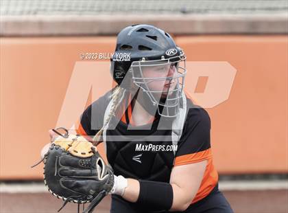 Thumbnail 3 in Grand Saline vs Mineola photogallery.