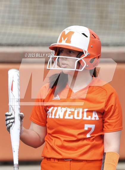 Thumbnail 1 in Grand Saline vs Mineola photogallery.
