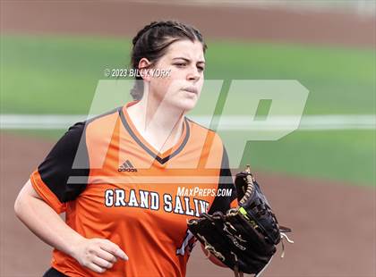 Thumbnail 1 in Grand Saline vs Mineola photogallery.
