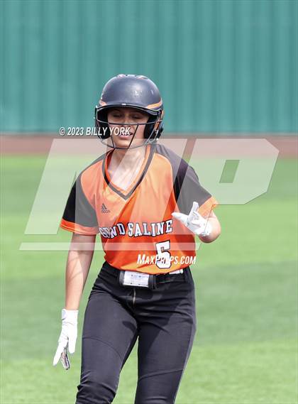 Thumbnail 2 in Grand Saline vs Mineola photogallery.
