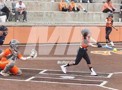 Thumbnail 1 in Grand Saline vs Mineola photogallery.