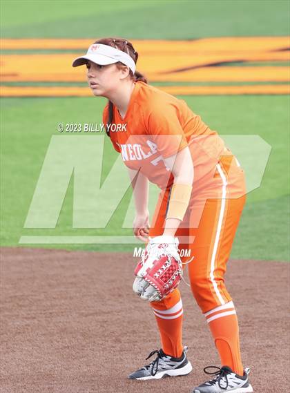 Thumbnail 1 in Grand Saline vs Mineola photogallery.