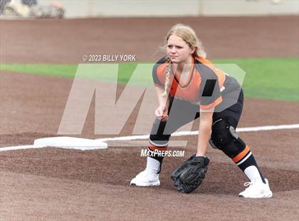 Thumbnail 1 in Grand Saline vs Mineola photogallery.