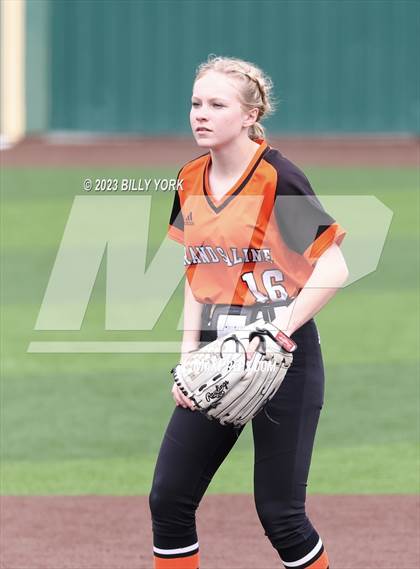 Thumbnail 2 in Grand Saline vs Mineola photogallery.