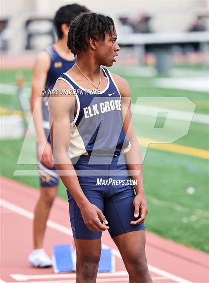 Thumbnail 2 in Herd Roundup @ Elk Grove photogallery.