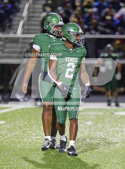 Thumbnail 2 in Sumner @ Venice (FHSAA 7A Regional Final) photogallery.