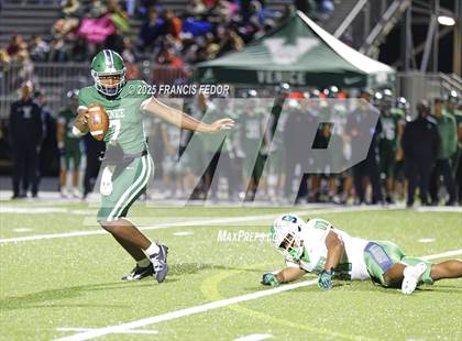 Thumbnail 1 in Sumner @ Venice (FHSAA 7A Regional Final) photogallery.