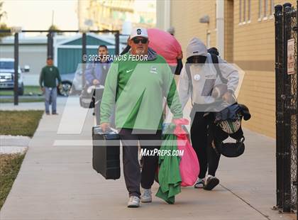 Thumbnail 1 in Sumner @ Venice (FHSAA 7A Regional Final) photogallery.
