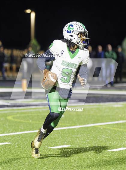 Thumbnail 1 in Sumner @ Venice (FHSAA 7A Regional Final) photogallery.