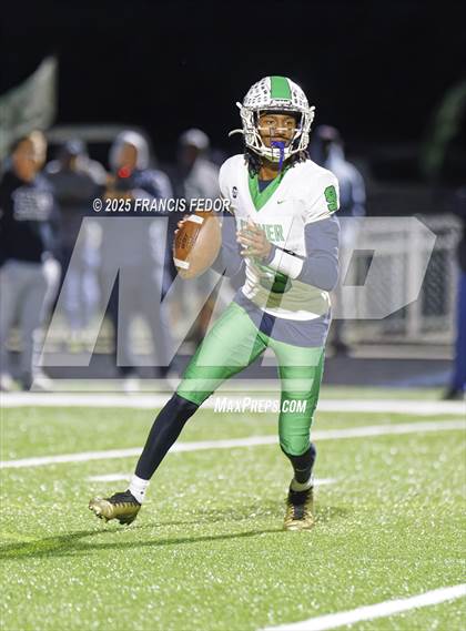 Thumbnail 3 in Sumner @ Venice (FHSAA 7A Regional Final) photogallery.