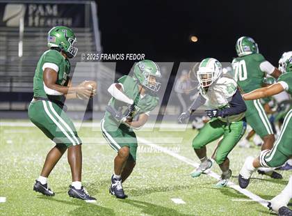 Thumbnail 1 in Sumner @ Venice (FHSAA 7A Regional Final) photogallery.