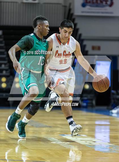 Thumbnail 2 in Los Gatos vs St. Mary's (Santa Cruz Warriors Invitational Tournament) photogallery.