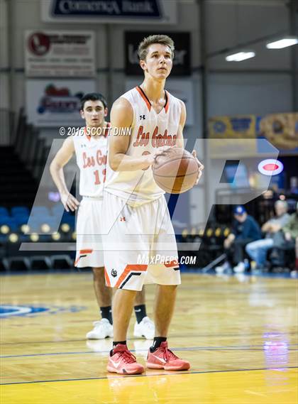 Thumbnail 3 in Los Gatos vs St. Mary's (Santa Cruz Warriors Invitational Tournament) photogallery.