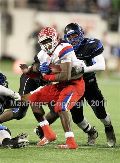 Thumbnail 1 in Manatee vs. First Coast (FHSAA 7A State Final) photogallery.