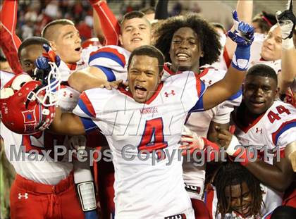 Thumbnail 2 in Manatee vs. First Coast (FHSAA 7A State Final) photogallery.