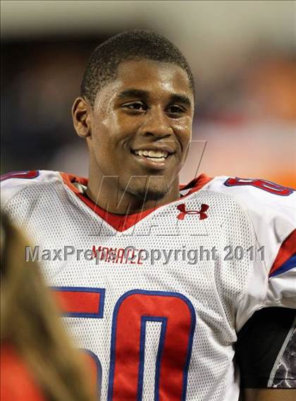 Thumbnail 1 in Manatee vs. First Coast (FHSAA 7A State Final) photogallery.