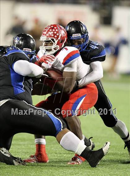 Thumbnail 3 in Manatee vs. First Coast (FHSAA 7A State Final) photogallery.