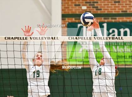 Thumbnail 2 in Terrebonne @ Archbishop Chapelle photogallery.