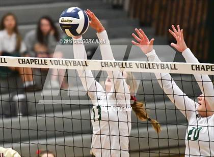Thumbnail 1 in Terrebonne @ Archbishop Chapelle photogallery.