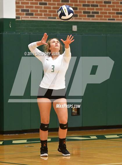 Thumbnail 2 in Terrebonne @ Archbishop Chapelle photogallery.