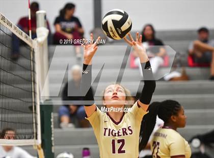 Thumbnail 1 in Terrebonne @ Archbishop Chapelle photogallery.