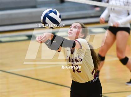 Thumbnail 3 in Terrebonne @ Archbishop Chapelle photogallery.