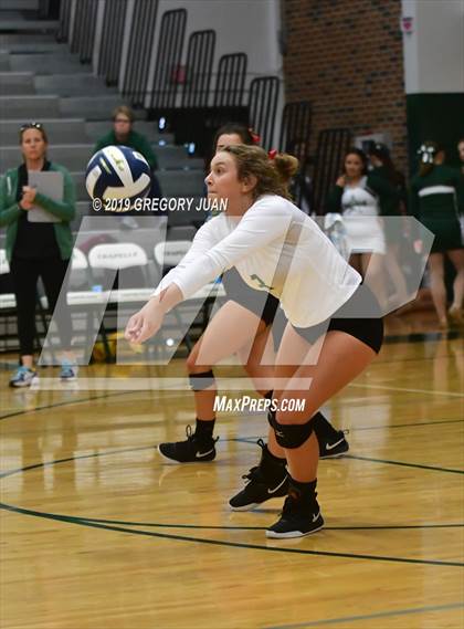 Thumbnail 2 in Terrebonne @ Archbishop Chapelle photogallery.