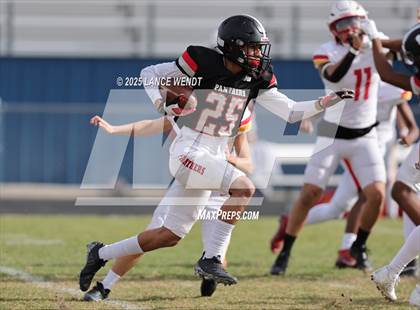 Thumbnail 1 in Pomona vs. Coronado (CHSAA 3A First Round) photogallery.