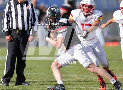 Thumbnail 3 in Pomona vs. Coronado (CHSAA 3A First Round) photogallery.