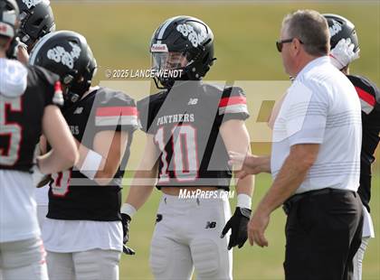 Thumbnail 2 in Pomona vs. Coronado (CHSAA 3A First Round) photogallery.