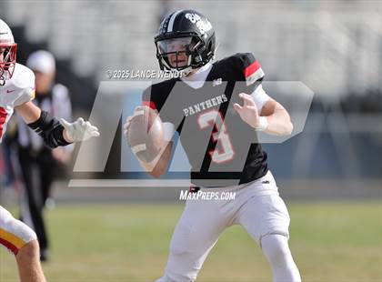 Thumbnail 2 in Pomona vs. Coronado (CHSAA 3A First Round) photogallery.