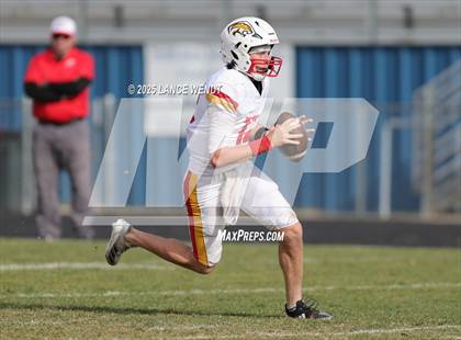 Thumbnail 2 in Pomona vs. Coronado (CHSAA 3A First Round) photogallery.