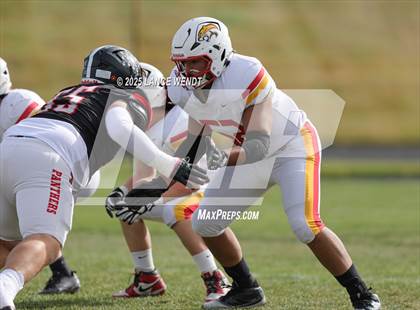 Thumbnail 3 in Pomona vs. Coronado (CHSAA 3A First Round) photogallery.