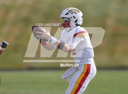 Thumbnail 3 in Pomona vs. Coronado (CHSAA 3A First Round) photogallery.