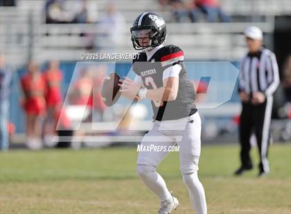 Thumbnail 1 in Pomona vs. Coronado (CHSAA 3A First Round) photogallery.