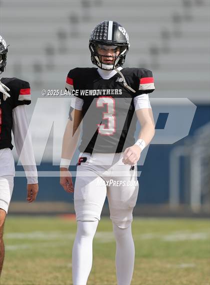 Thumbnail 2 in Pomona vs. Coronado (CHSAA 3A First Round) photogallery.