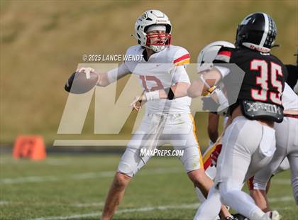 Thumbnail 2 in Pomona vs. Coronado (CHSAA 3A First Round) photogallery.