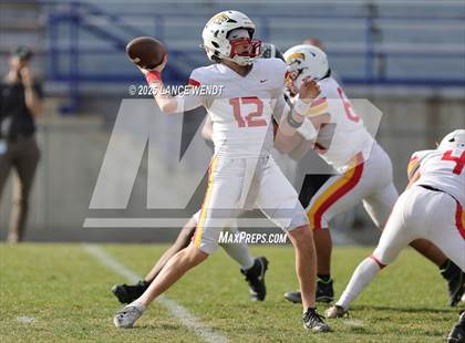 Thumbnail 3 in Pomona vs. Coronado (CHSAA 3A First Round) photogallery.