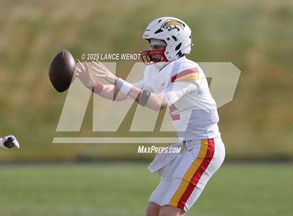 Thumbnail 2 in Pomona vs. Coronado (CHSAA 3A First Round) photogallery.