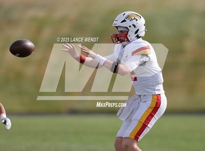 Thumbnail 1 in Pomona vs. Coronado (CHSAA 3A First Round) photogallery.